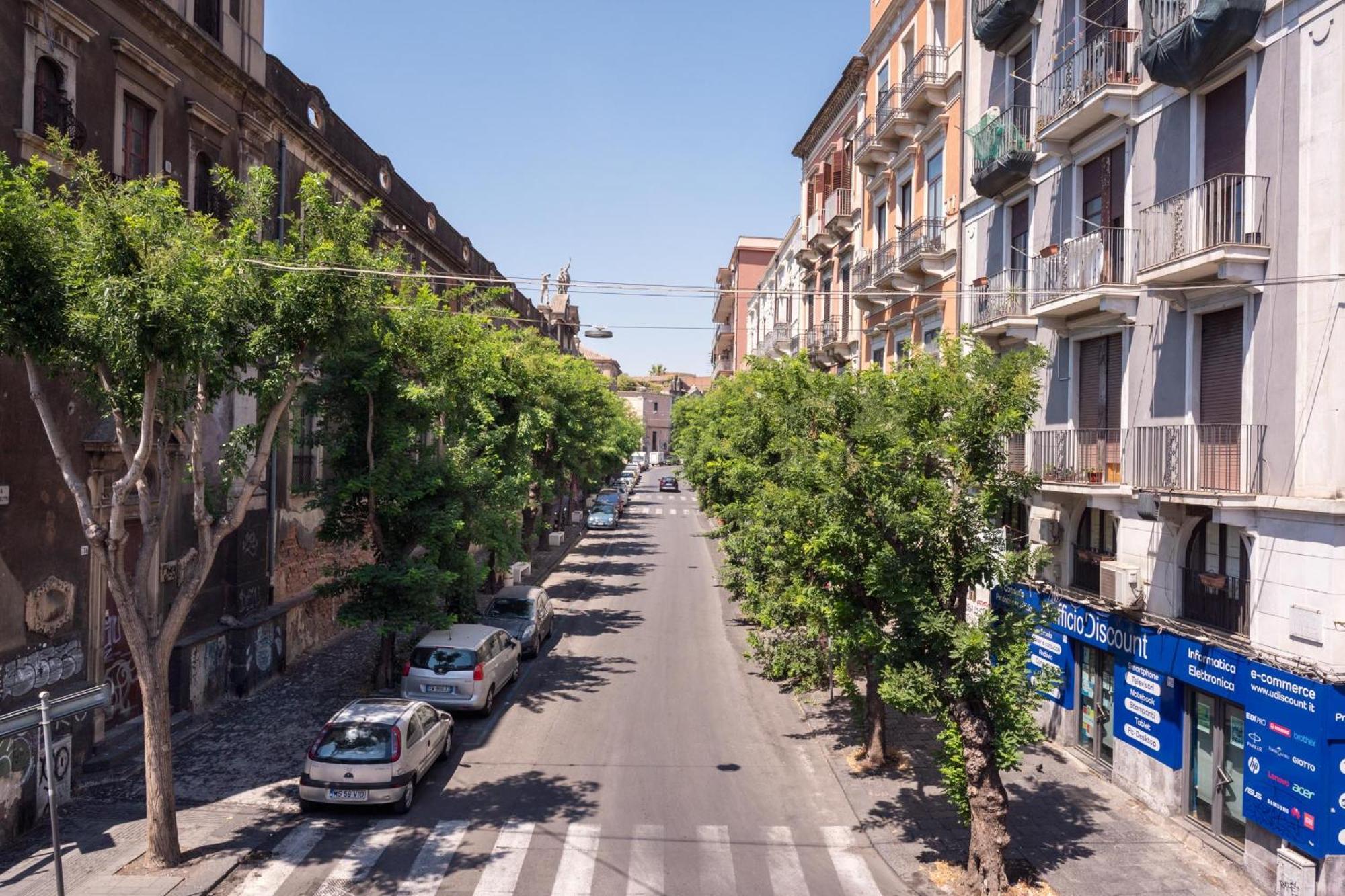 Terra Dell'Etna Apartment Catania Exterior photo