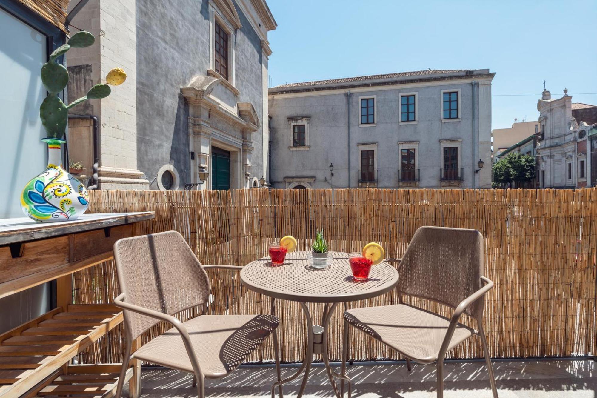 Terra Dell'Etna Apartment Catania Exterior photo